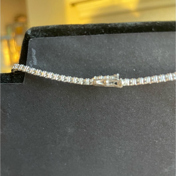 8.72 ct Diamond Tennis Riviera Necklace in 18k White Gold - Picture 5 of 7